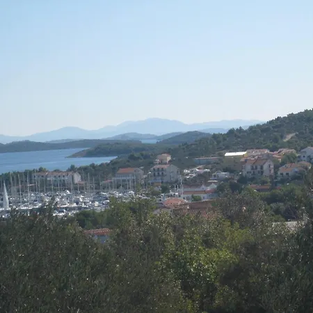 Paula - One Bedroom With Terrace 1 *