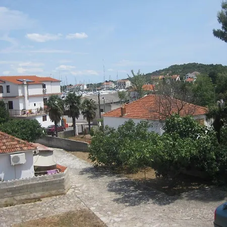 Paula - One Bedroom With Terrace 1