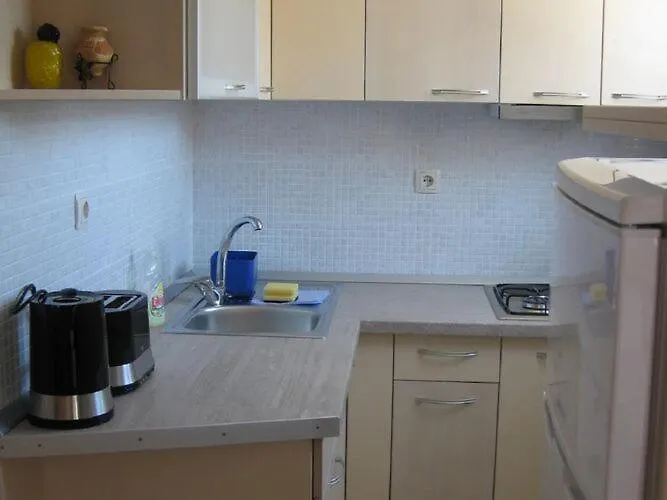 Paula - One Bedroom With Terrace 1 Jezera