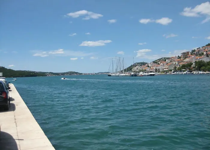 Paula - One Bedroom With Terrace 1